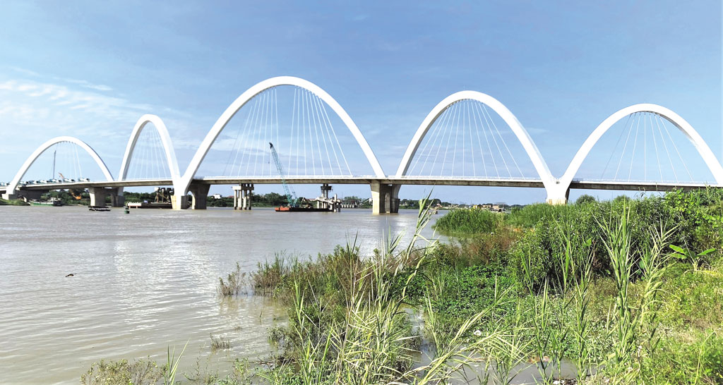 Toàn cảnh cầu Kinh Dương Vương. Ảnh: Báo Bắc Ninh