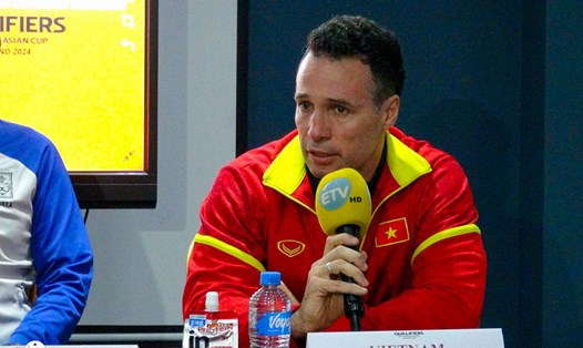 Huấn luyện viên Diego Giustozzi của đội tuyển futsal Việt Nam. Ảnh: VFF