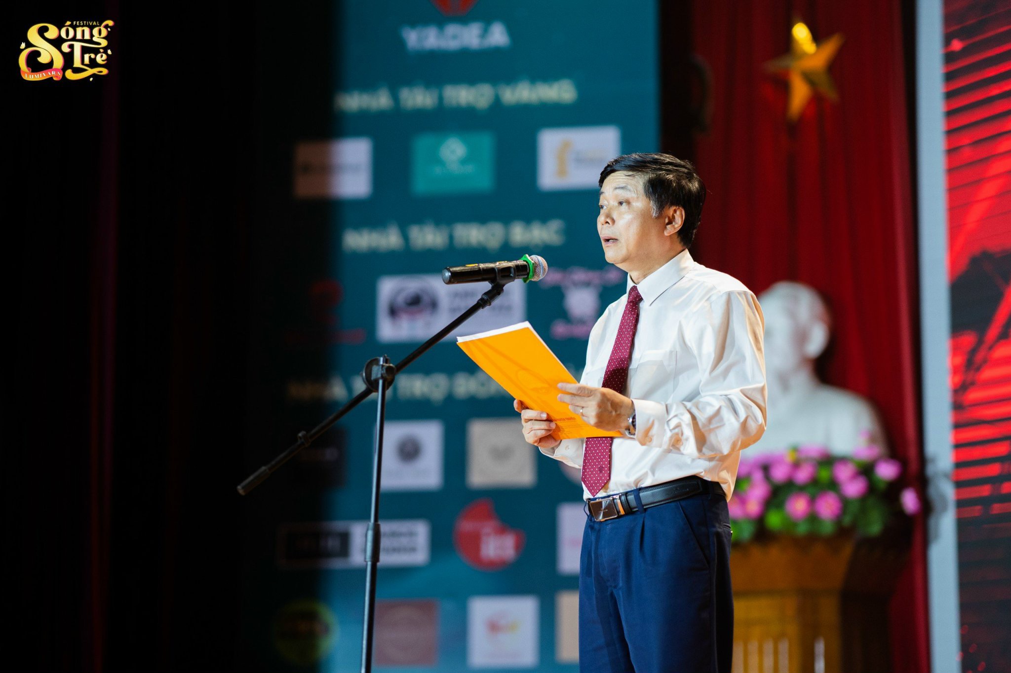 PGS.TS Phạm Minh Sơn, Giám đốc Học viện Báo chí và Tuyên truyền phát biểu tại Lễ trao giải. Ảnh BTC