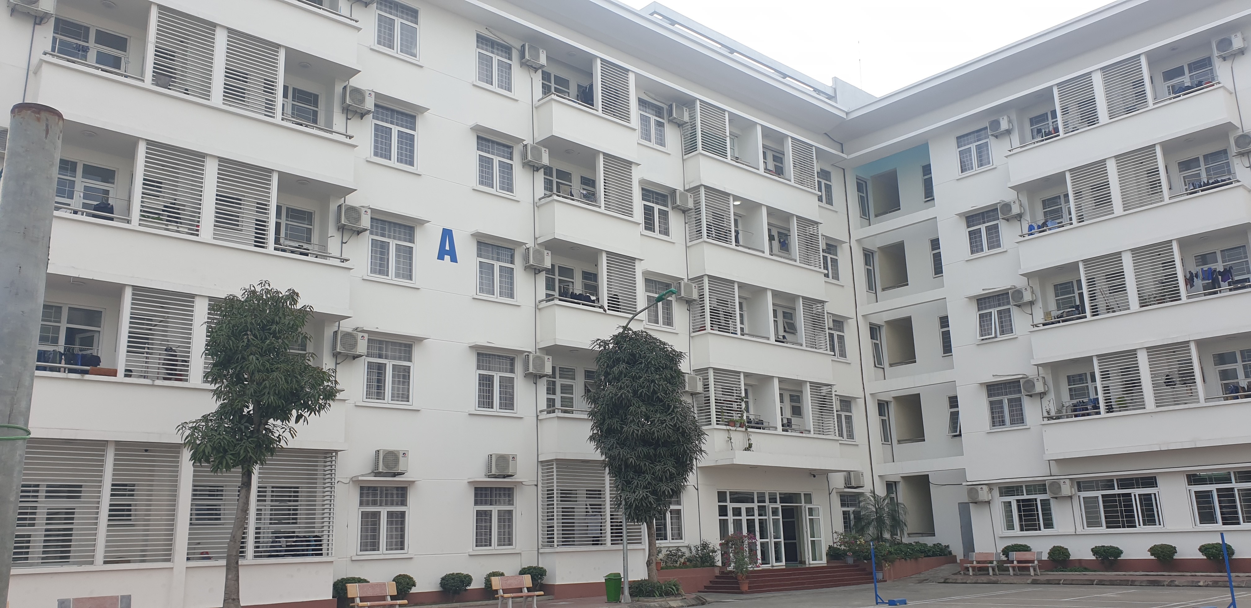 Khu tập thể của Công ty than Hòn Gai, phường Cao Xanh, TP.Hạ Long, tỉnh Quảng Ninh. Ảnh: Nguyễn Hùng