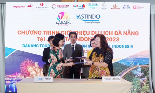 Hội Lữ hành thành phố Đà Nẵng và Hiệp hội Lữ hành Indonesia ký kết hợp tác. Ảnh: Sở Du lịch Đà Nẵng