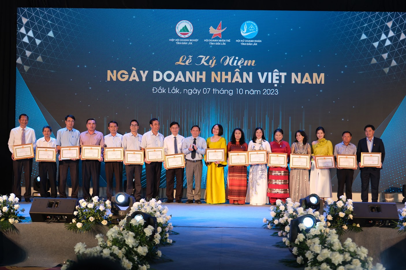 Doanh nhân, doanh nghiệp đóng góp lớn lao cho sự phát triển của Đắk Lắk
