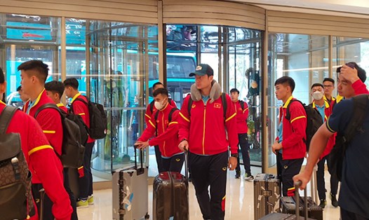 Đội tuyển Việt Nam đã có mặt tại Trung Quốc để chuẩn bị cho 2 trận giao hữu gặp tuyển Trung Quốc và Uzbekistan. Ảnh: VFF