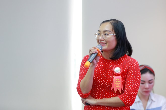 Chị Nguyễn Thị Thu Hiền - Chủ tịch Công đoàn cơ sở, Phó Chi cục trưởng Chi cục Dân số - Kế hoạch hoá gia đình tỉnh Hòa Bình. Ảnh: Bảo Hân.