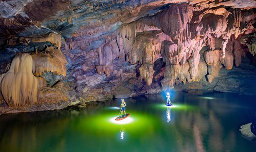 Cảnh đẹp bên trong hang Hung Thoòng. Ảnh: Sở Du lịch Quảng Bình cung cấp