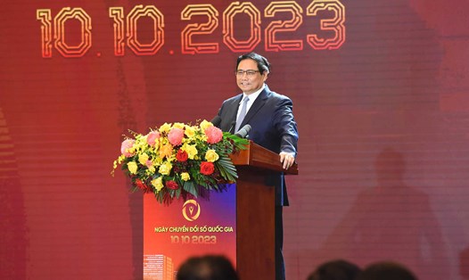 Phát biểu tại Ngày Chuyển đổi số quốc gia năm 2023, Thủ tướng Chính phủ Phạm Minh Chính nhấn mạnh, chuyển đổi số đang là xu thế, phong trào của thời đại. Ảnh: Hải Nguyễn