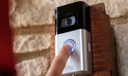 Nếu cung cấp được một bức ảnh hay video về người ngoài hành tinh bằng camera trên chuông cửa, chủ sở hữu thiết bị của Ring có thể ẵm trọn giải thưởng 1 triệu USD. Ảnh: Ring
