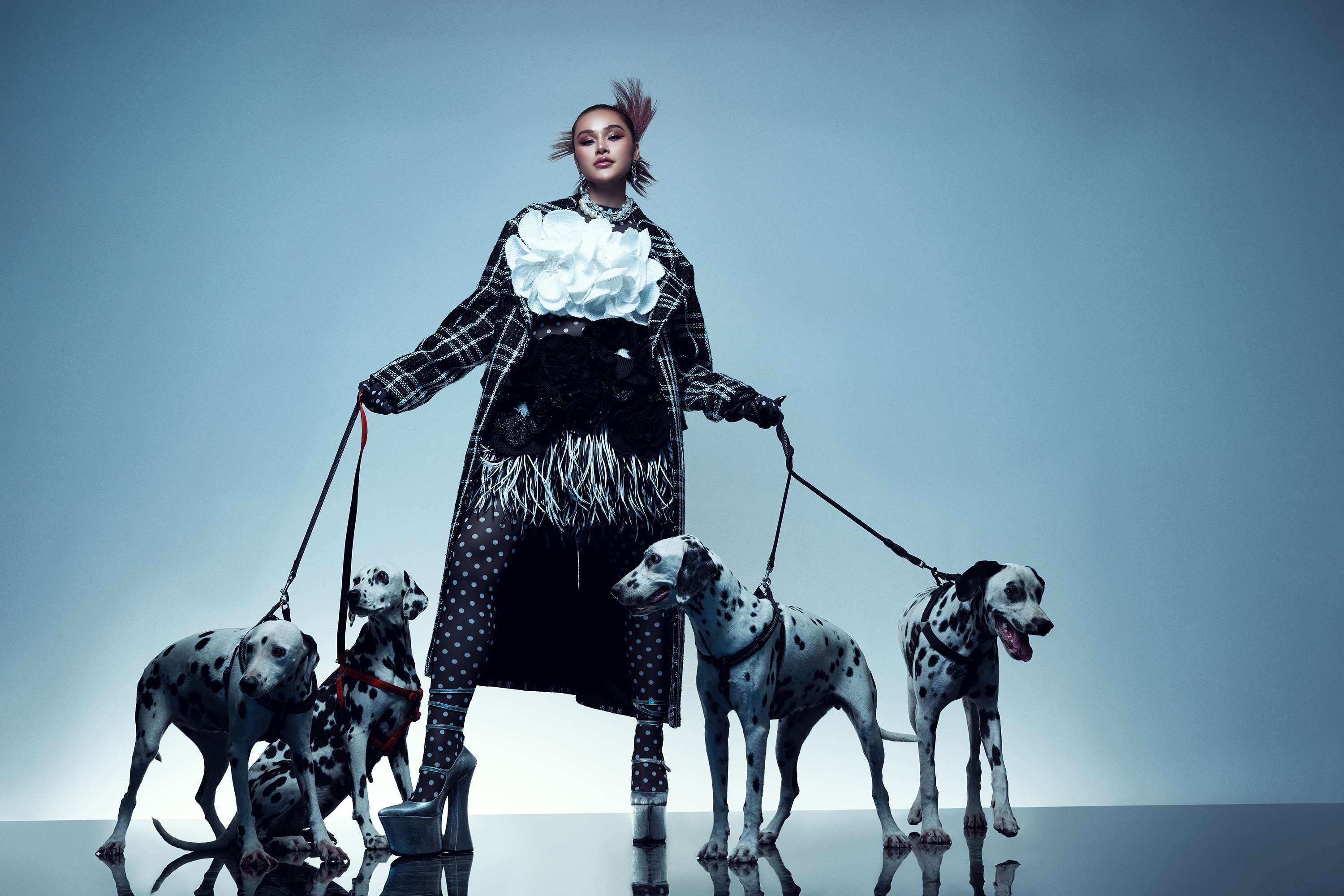 Quán quân The New Mentor - Lê Thu Trang cá tính trong hình ảnh mới. Ảnh: Milor Trần 