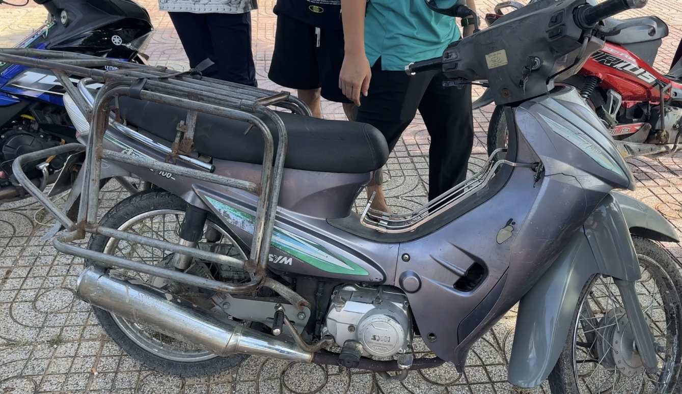 Xe máy bị trộm được tìm thấy tại phường Mũi Né, TP Phan Thiết. Ảnh: Duy Tuấn