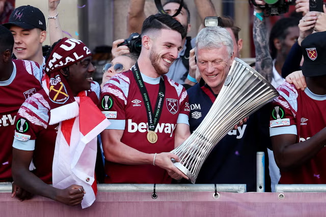 Declan Rice là đầu tàu giúp West Ham vô địch Europa Conference League mùa trước.   Ảnh: AFP 