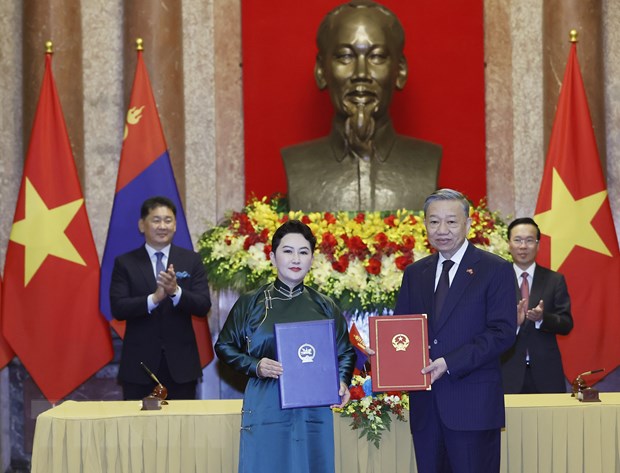 Image: The Ministry of Public Security of Vietnam and the Ministry of Justice and Home Affairs of Mongolia signed a Memorandum of Understanding on information exchange and cooperation in immigration management