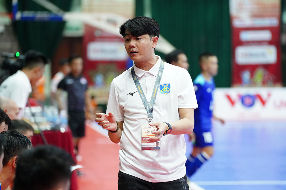Tân huấn luyện viên Nguyễn Tuấn Anh của câu lạc bộ Thái Sơn Nam. Ảnh: Thanh Vũ