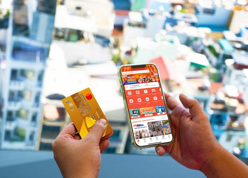 Giảm ngay 200.000 đồng cho chủ thẻ tín dụng PVcomBank thanh toán đơn hàng Shopee vào “ngày vàng” 11.11. Ảnh: PVcomBank