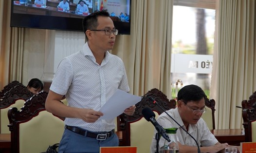 Đại diện một doanh nghiệp ở Phú Quốc có ý kiến, kiến nghị với Chủ tịch UBND tỉnh Kiên Giang. Ảnh: Nguyên Anh