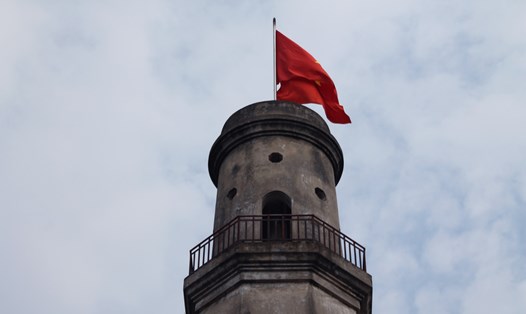 Cột cờ Nam Định được xếp hạng di tích lịch sử - văn hóa cấp quốc gia vào ngày 28.4.1962. Ảnh: Lương Hà