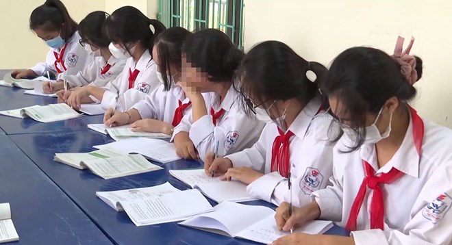 Một buổi học chính khoá tại một trường học trên địa bàn tỉnh Bắc Giang. Ảnh: Vân Trường
