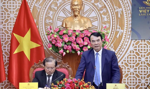 Ông Phạm S - Phó Chủ tịch UBND tỉnh Lâm Đồng - phát biểu tại họp báo. Ảnh: Mai Hương