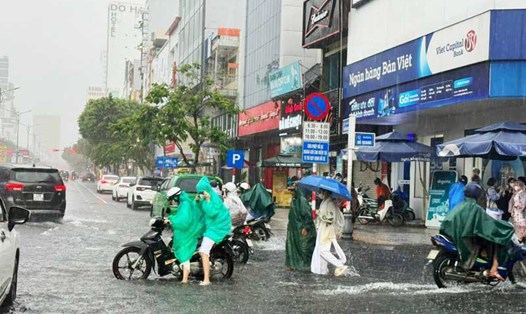 Đà Nẵng cho học sinh nghỉ học ngày 13.11 vì mưa lớn có thể gây ngập nhiều nơi. Ảnh: Nguyên Thi