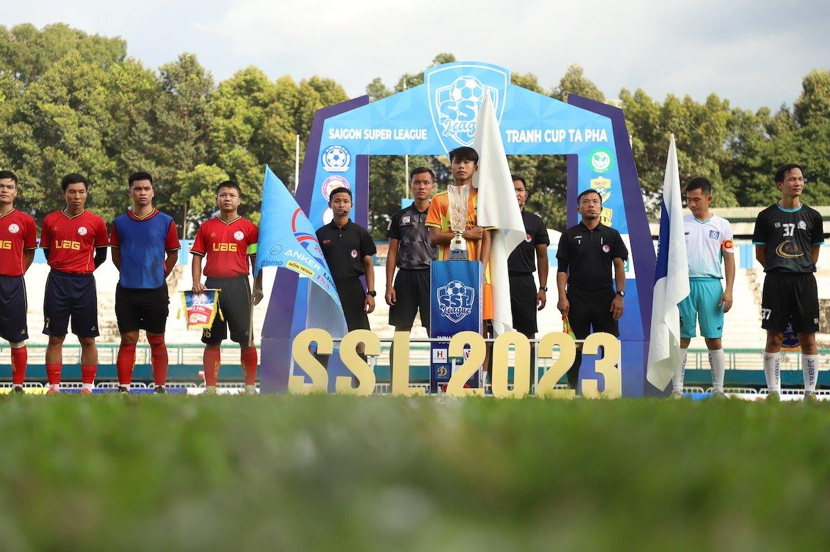 Saigon Super League 2023 là giải bóng đá phong trào “mang dáng dấp” chuyên nghiệp. Ảnh: Đình Thảo