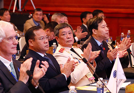 Đoàn đại biểu Việt Nam có Thứ trưởng Bộ Công an Nguyễn Văn Long (thứ hai từ trái qua). Ảnh: Quang Việt