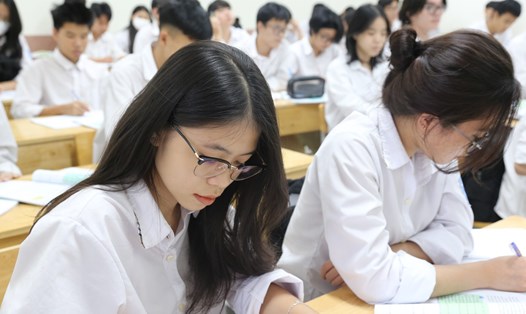 Học sinh lớp 12 năm nay là khóa cuối cùng học và thi theo Chương trình giáo dục phổ thông 2006  Ảnh: Vân Trang