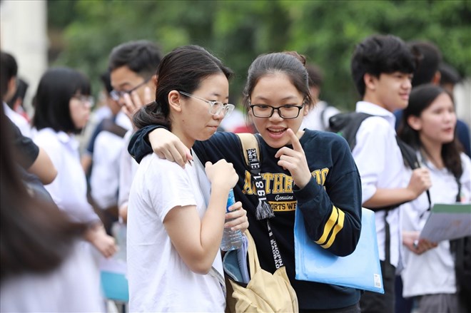 Nhiều sinh viên sống tốt nhờ mức lương cao của công việc làm thêm. Ảnh minh hoạ: LĐO.