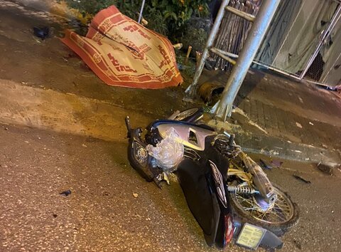 Hiện trường xảy ra vụ tai nạn khiến 1 nam thanh niên tử vong. Ảnh: Minh Nguyễn