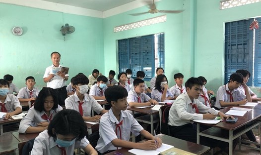 Một tiết học của thầy Nguyễn Văn Lực - giáo viên Trường THCS Trịnh Phong, Khánh Hoà. Ảnh: Nhân vật cung cấp