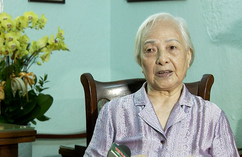 Bà Phan Thị Phúc ở tuổi 94. Bà vẫn nhớ ngày 2.9.1945 như chỉ mới xảy ra ngày hôm qua. Ảnh: Lê Thị Tuyến