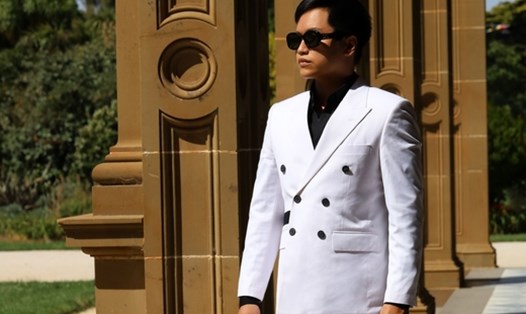 Stylist Huỳnh Quang Nhật đánh giá cao chương trình Melbourne Fashion Week 2023. Ảnh: NVCC.
