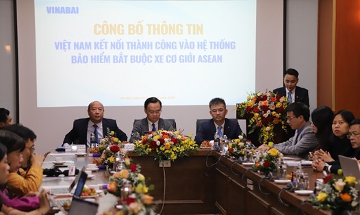 Quang cảnh lễ công bố thông tin Việt Nam kết nối thành công vào hệ thống bảo hiểm bắt buộc xe cơ giới ASEAN. Ảnh: Hải Đăng