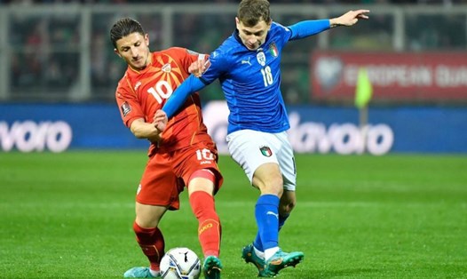 Tuyển Italy (áo xanh) không thắng ở 3 trận gần nhất gặp Bắc Macedonia, trong đó có việc bị loại tại play-off vòng loại World Cup 2022. Ảnh: Football Italia