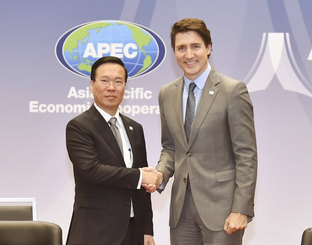 Chủ tịch nước Võ Văn Thưởng gặp Thủ tướng Canada Justin Trudeau. Ảnh: TTXVN