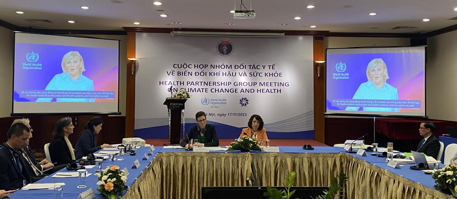 WHO sẽ hỗ trợ Bộ Y tế Việt Nam xây dựng kế hoạch ngành nhằm giảm lượng khí thải carbon và lượng chất thải xả ra môi trường của ngành y tế. Ảnh: WHO tại Việt Nam