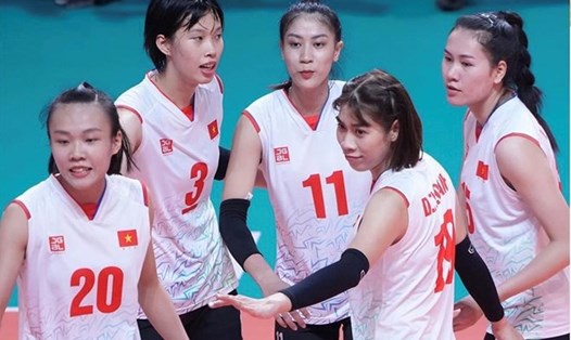 Thanh Thuý (số 3) không góp mặt trong danh sách lần này của tuyển bóng chuyền nữ Việt Nam. Ảnh: AVC