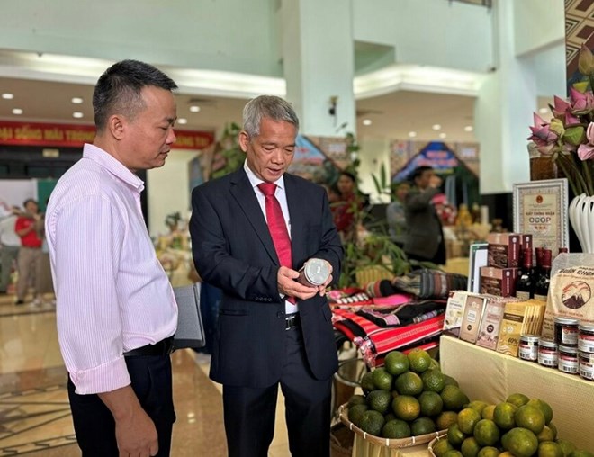 Tổ chức diễn đàn tìm cách đưa nông nghiệp, du lịch tỉnh Đắk Nông phát triển