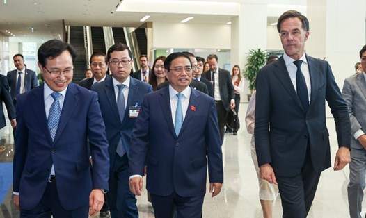 Thủ tướng Chính phủ Phạm Minh Chính và Thủ tướng Hà Lan Mark Rutte dự Diễn đàn Doanh nghiệp công nghệ cao Việt Nam - Hà Lan.  Ảnh: VGP