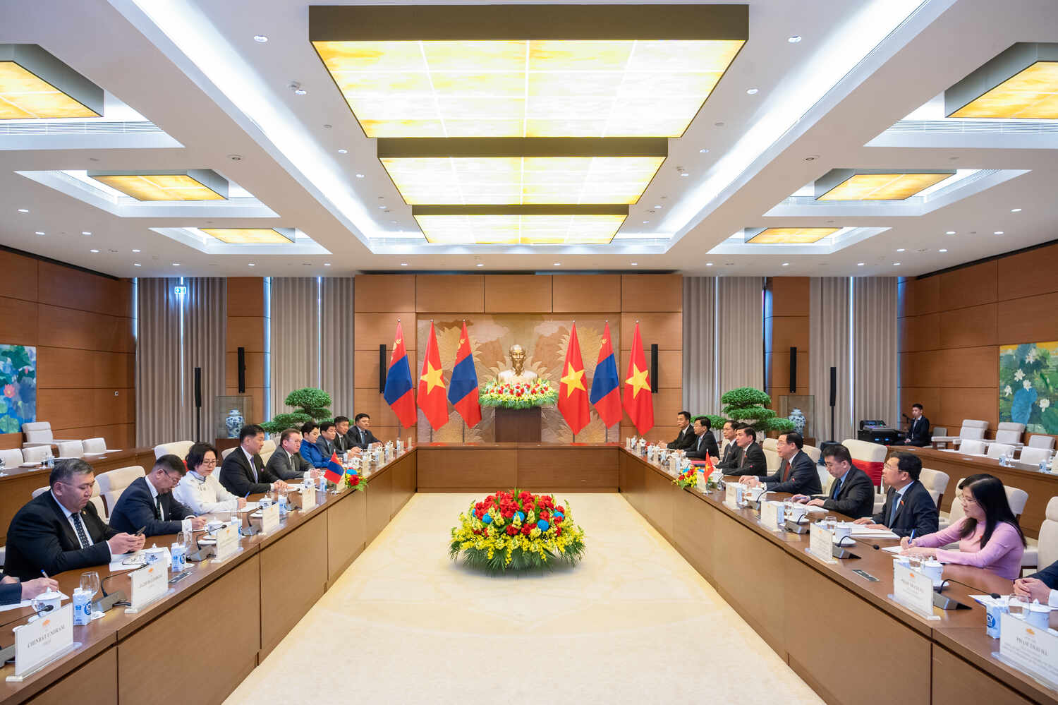 Tổng thống Mông Cổ Ukhnaagiin Khurelsukh mong muốn và khẳng định sẵn sàng thúc đẩy hợp tác giữa cơ quan lập pháp Việt Nam - Mông Cổ. Ảnh: Hải Nguyễn
