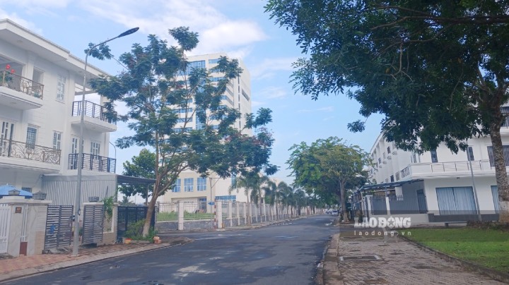 Dự án Khu dân cư Hưng Phú (TP Bến Tre, tỉnh Bến Tre), hiện chưa hoàn thiện 2 hạng mục nhưng chủ đầu tư đã chuyển nhượng nhà, đất với người dân. Ảnh: Thành Nhân