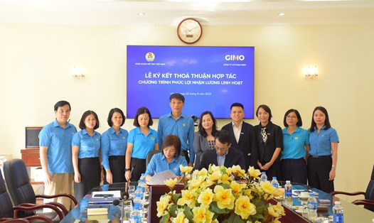 Công đoàn Dệt may Việt Nam và Công ty Cổ phần GIMO ký kết Thỏa thuận hợp tác. Ảnh: CĐN