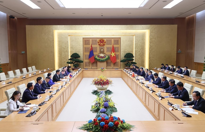 Quang cảnh cuộc Thủ tướng Chính phủ Phạm Minh Chính tiếp Tổng thống Mông Cổ Ukhnaagiin Khurelsukh. Ảnh: TTXVN