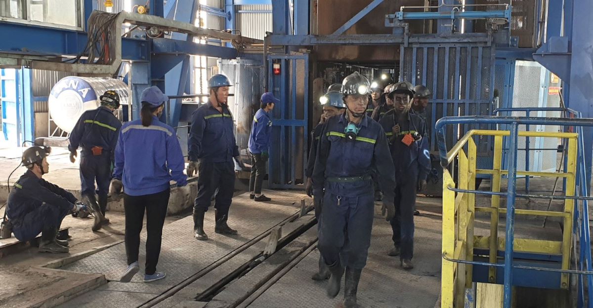 Thợ mỏ Công ty CP Than Núi Béo. Ảnh: Nguyễn Hùng