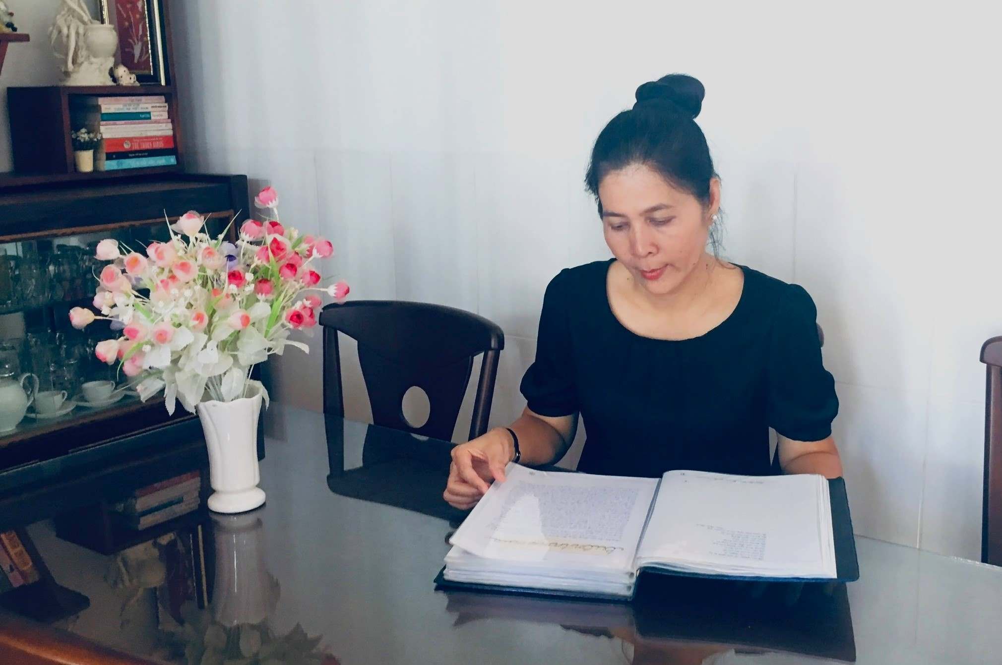 Cô giáo miệt vườn hơn 10 năm sưu tập, lưu giữ nét chữ đẹp của học trò