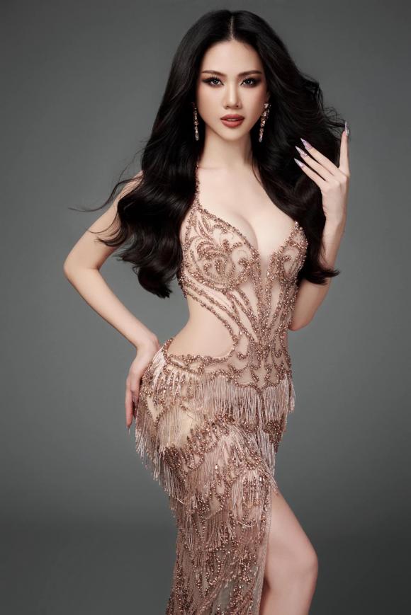 Bùi Quỳnh Hoa không được đánh giá cao khi dự thi Miss Universe 2023. Ảnh: Facebook nhân vật