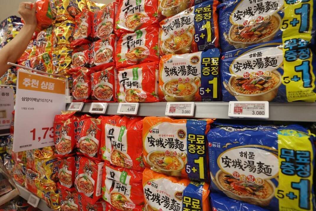 Cách làm mì tương đen hải sản chuẩn vị Hàn Quốc