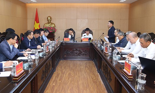 Buổi làm việc giữa EVNNPT với UBND tỉnh Ninh Bình về Dự án đường dây 500kV mạch 3 diễn ra ngày 20.11.2023 tại Ninh Binh. 