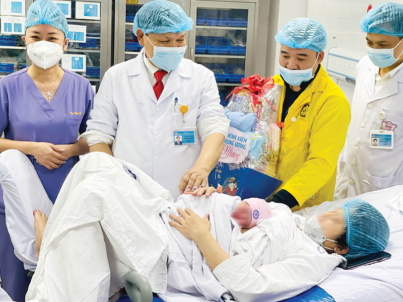 Chọn giờ đẹp để mổ lấy con nhiều nguy hiểm