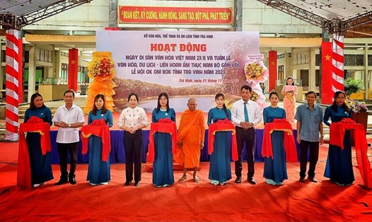 Sở Văn hóa, Thể thao và Du lịch Trà Vinh long trọng tổ chức các hoạt động Kỷ niệm Ngày Di sản văn hóa Việt Nam. Ảnh: Hoàng Lộc