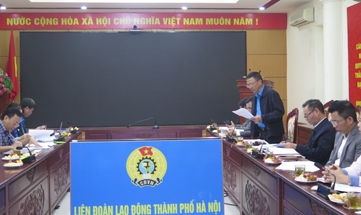 Đoàn giám sát của Ủy ban Kiểm tra Tổng Liên đoàn làm việc tại Liên đoàn Lao động Thành phố Hà Nội. Ảnh: CĐHN
