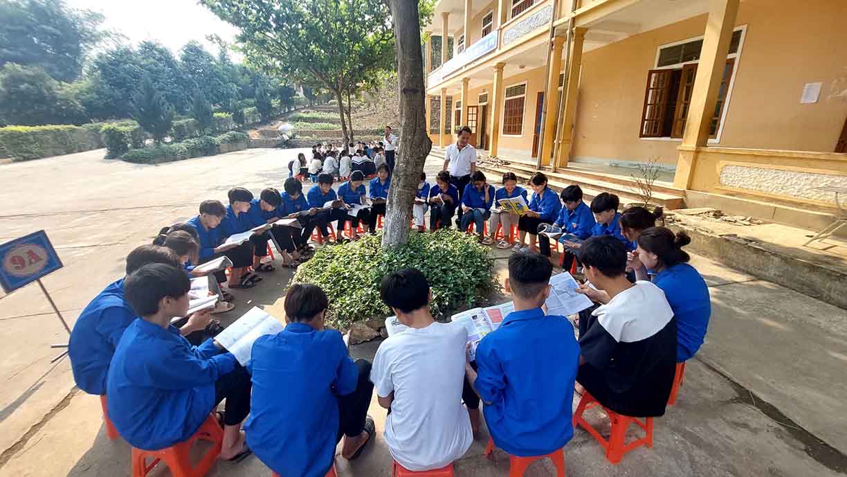 Việc chuyển từ dạy một môn sang liên môn tích hợp gây khó khăn rất lớn cho giáo viên. Ảnh minh họa: Hải Đăng